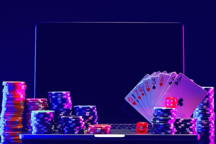 Multi-camera view showing dealer face and table cards simultaneously